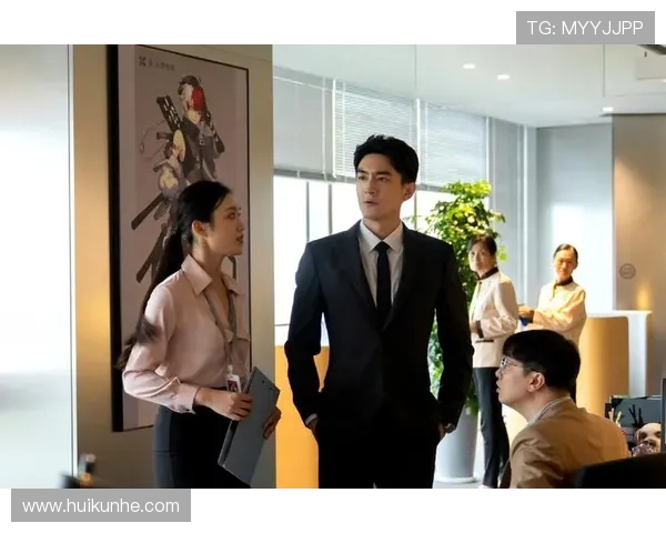 玫瑰花开时你我相遇爱情与命运交织的故事